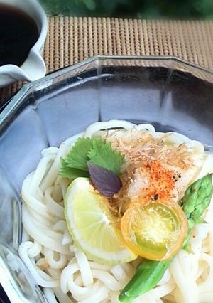 自慢のだし醤油でぶっかけうどん~＊-レシピのメイン写真