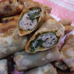 รูปของ 餃子の皮春巻き