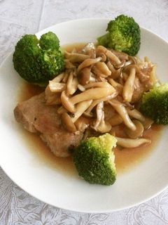 簡単☆チキンソテーきのこのソースで♪-レシピのメイン写真