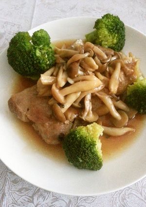 簡単☆チキンソテーきのこのソースで♪-レシピのメイン写真