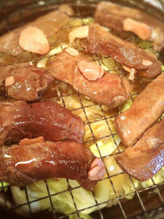 タジンでお肉ふっくら蒸し焼き-レシピのメイン写真