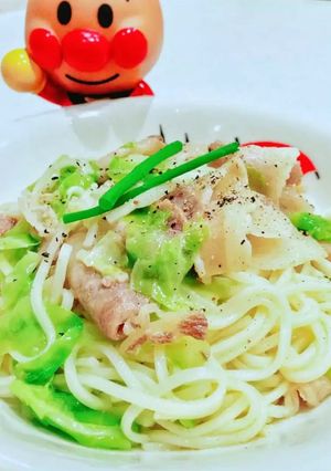 ニンニク香る豚キャベツの塩焼きうどん-レシピのメイン写真