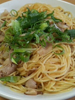 マヨ入り!豚バラ肉ときのこの和風パスタ!-レシピのメイン写真