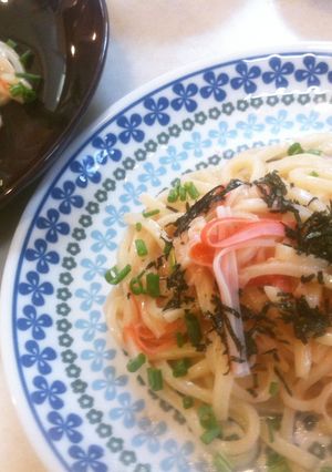簡単なのに旨い☆生たらことカニカマうどん-レシピのメイン写真