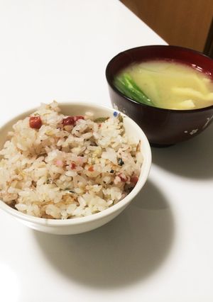 簡単！炊き込み梅ごはん-レシピのメイン写真