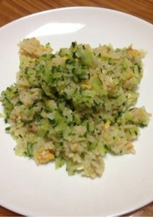 簡単！ツナとキュウリのチャーハン-レシピのメイン写真
