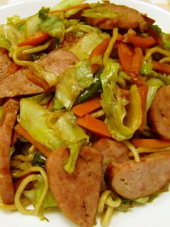 ★簡単!*ポークハムたっぷり焼きそば*♪-レシピのメイン写真