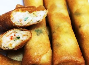 家族争奪簡単エビチーズ春巻き♡餃子にも◎-レシピのメイン写真
