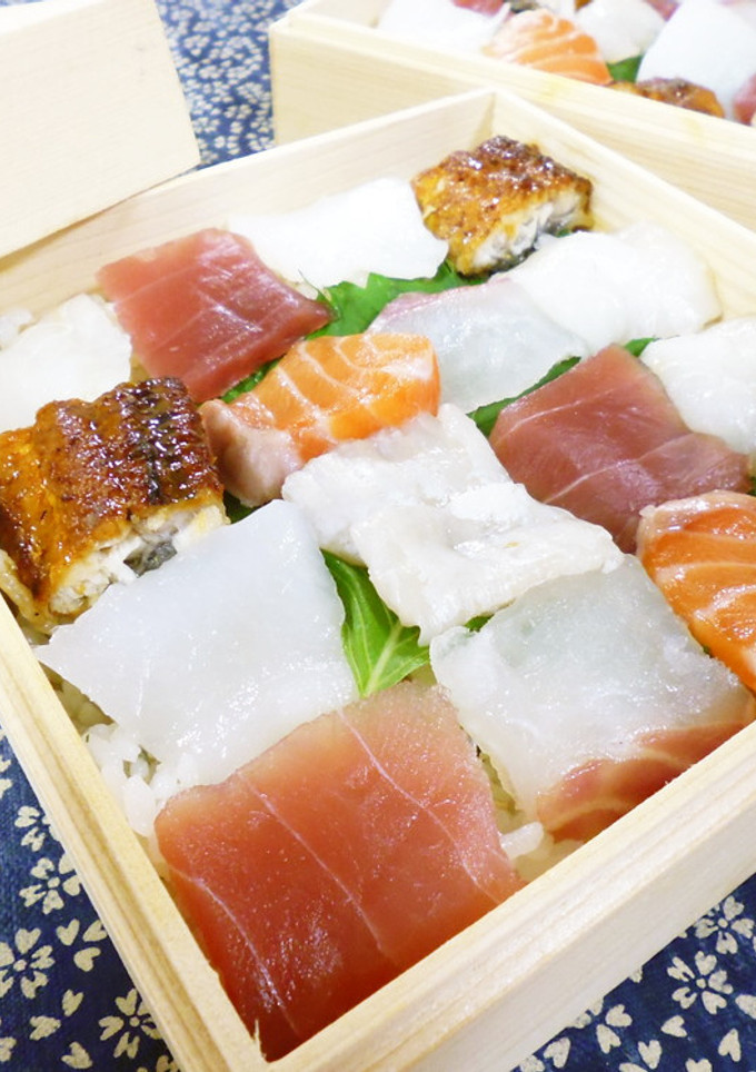 おもてなし　彩海鮮ちらし-レシピのメイン写真
