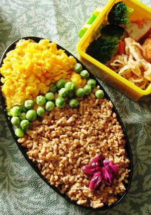 お弁当★とりそぼろご飯-レシピのメイン写真