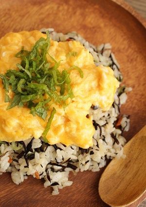 ふわふわ玉子のひじきご飯。-レシピのメイン写真