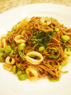 夏にぴったり♪イカと枝豆の焼き蕎麦風-レシピのメイン写真