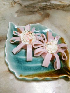 ポテトサラダとハムでお花♫お弁当にも☆-レシピのメイン写真