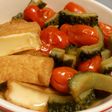 ゴーヤと絹揚げの煮物