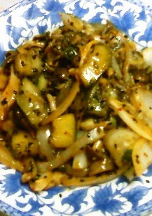 ごま油香る♪ズッキーニ茄子炒め-レシピのメイン写真