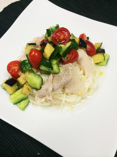 塩レモンソースで夏野菜豚しゃぶそうめん♪-レシピのメイン写真