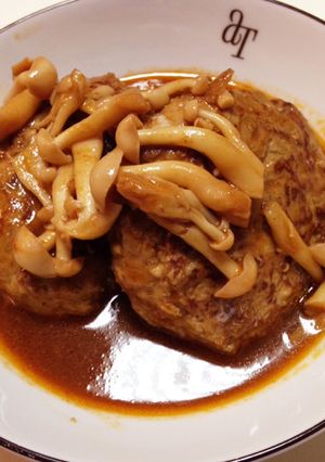 簡単、煮込みハンバーグ-レシピのメイン写真