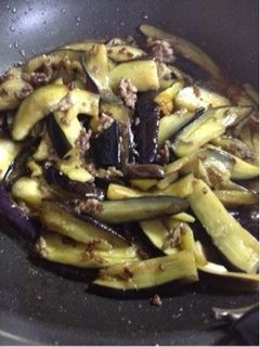 なすとひき肉の甘辛ニンニク炒め-レシピのメイン写真