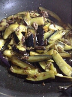 なすとひき肉の甘辛ニンニク炒め-レシピのメイン写真