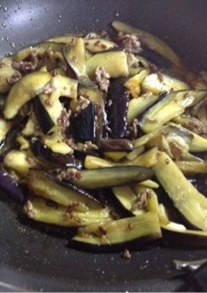 なすとひき肉の甘辛ニンニク炒め-レシピのメイン写真