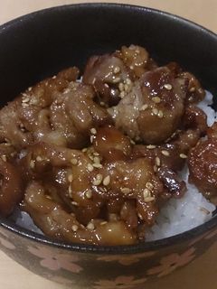 カリカリ豚こまの甘酢丼~夏バテ防止に~-レシピのメイン写真