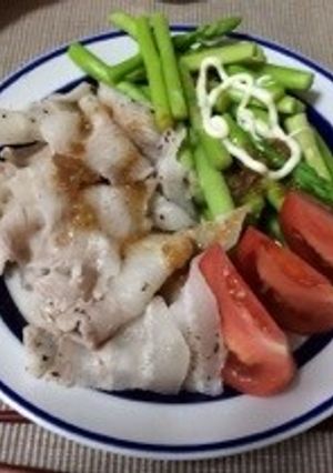 15分でできる！豚アスパラのおかずサラダ-レシピのメイン写真