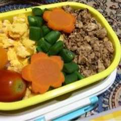 肉なし ヘルシーそぼろ弁当♧♣︎♧-レシピのメイン写真