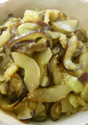 茄子ともぐら瓜の炒め物-レシピのメイン写真