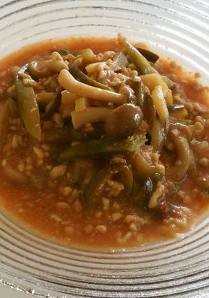 冷凍トマトで冷麦♪茄子シメジ鶏挽肉で-レシピのメイン写真