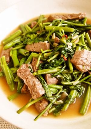牛肉と空芯菜の炒めもの-レシピのメイン写真