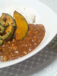 るる92 夏野菜を添えた鶏キーマカレー-レシピのメイン写真
