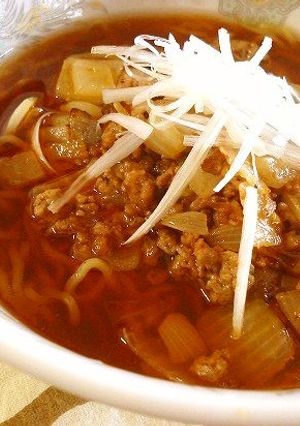 タマネギたっぷり♪勝浦坦々麺風ラーメン-レシピのメイン写真