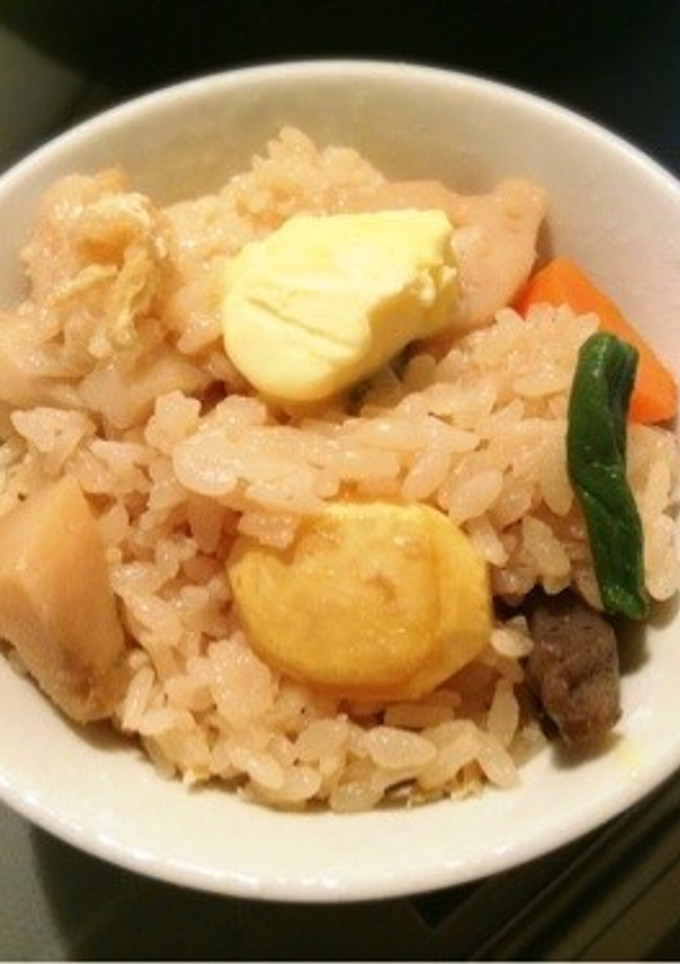 筑前煮の水煮材料で炊き込みご飯-レシピのメイン写真