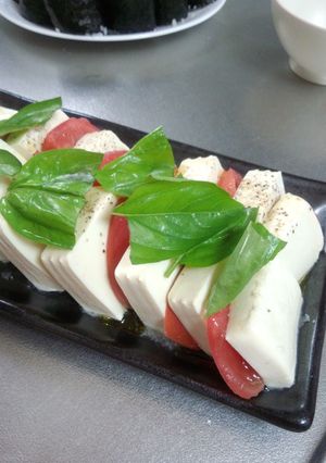 トマトと豆腐のアッサリ簡単カプレーゼ-レシピのメイン写真