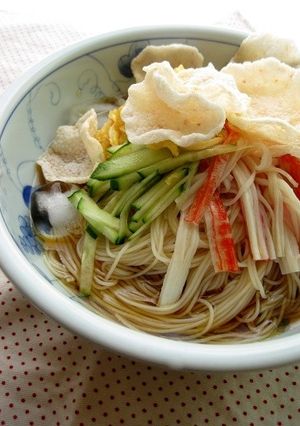 海老チップス乗せそーめん-レシピのメイン写真