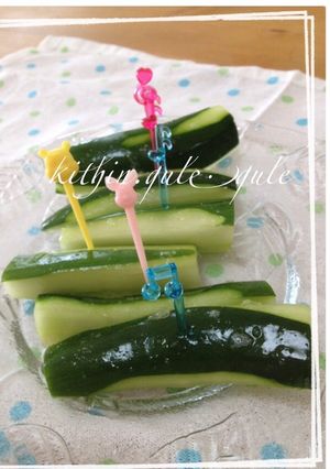 梅こんぶ茶で、簡単♪きゅうりの浅漬け-レシピのメイン写真