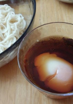 あっさり♪梅と温玉そうめんつゆ-レシピのメイン写真