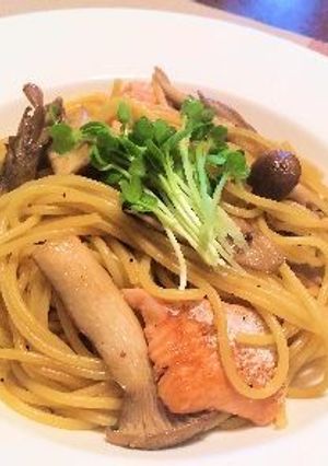鮭とキノコの和風スパゲッティ-レシピのメイン写真