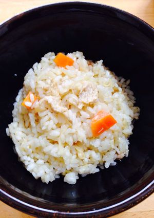 簡単炊込み鳥ご飯（チキンラーメン使用）-レシピのメイン写真