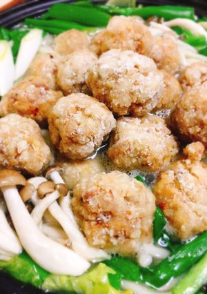やみつき肉団子鍋♪冬　　　　　-レシピのメイン写真
