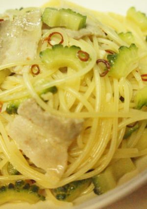 簡単！ゴーヤのパスタ(ペペロンチーノ)-レシピのメイン写真