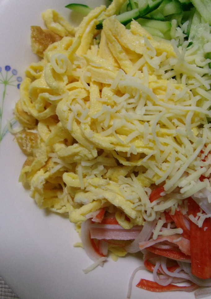 かに風味かまぼことチーズの冷やし中華-レシピのメイン写真