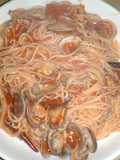 まっかなトマトのあさりパスタ