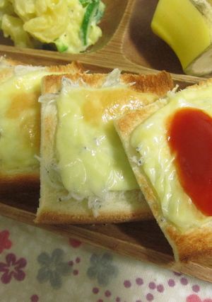 子どもも大好き!しらすチーズトースト-レシピのメイン写真