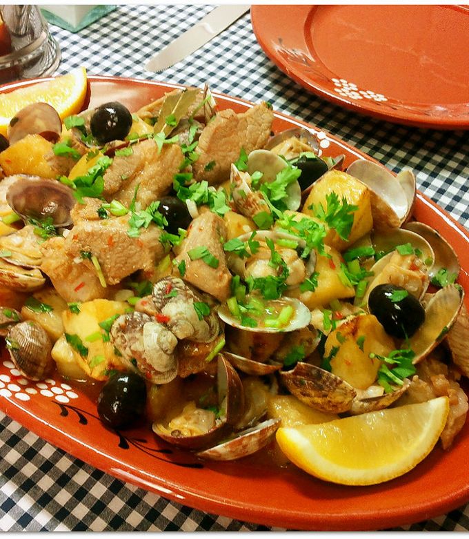 ポルトガルの★豚肉とあさりの炒め物★-レシピのメイン写真
