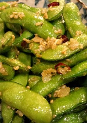 ビールがすすむ枝豆のペペロンチーノ-レシピのメイン写真