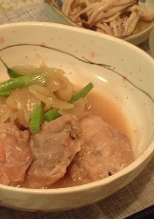 鶏ももと玉ネギの煮込み-レシピのメイン写真