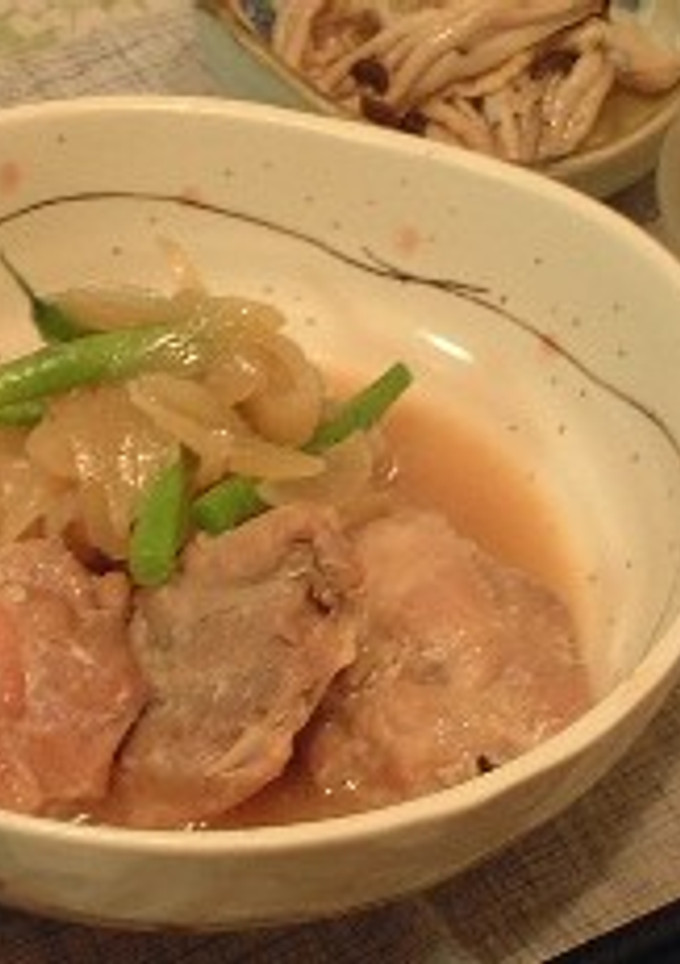 鶏ももと玉ネギの煮込み-レシピのメイン写真