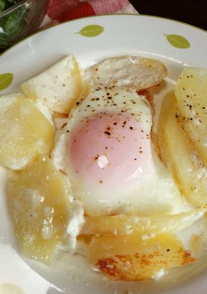 甘ウマ！じゃがいも＆牛乳で★半熟目玉焼き-レシピのメイン写真