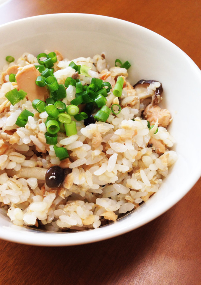 鮭缶ときのこの混ぜご飯-レシピのメイン写真